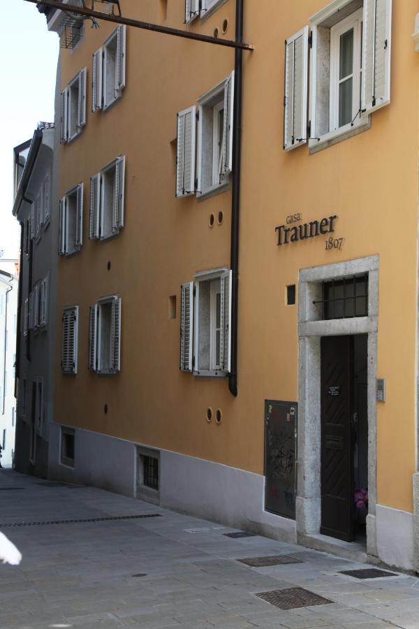 Cass Trauner 1807 *